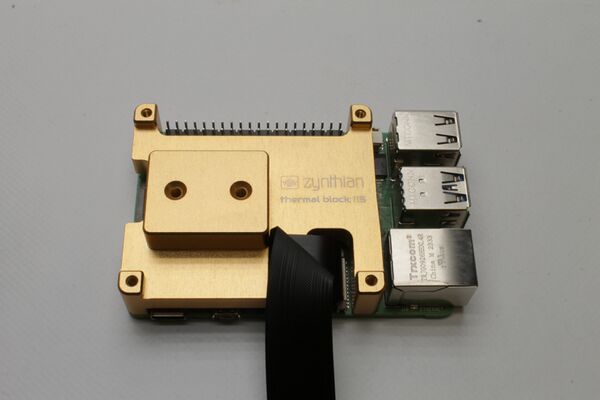 Build51 rpi5 thermal display cable bending 04.jpg